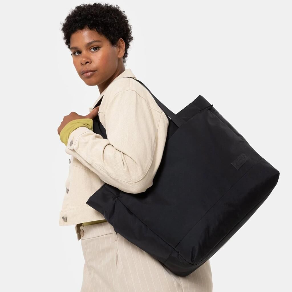Eastpak CNNCT F Satch 15 İnç Kadın Omuz Çantası EK0A5BEB5A21