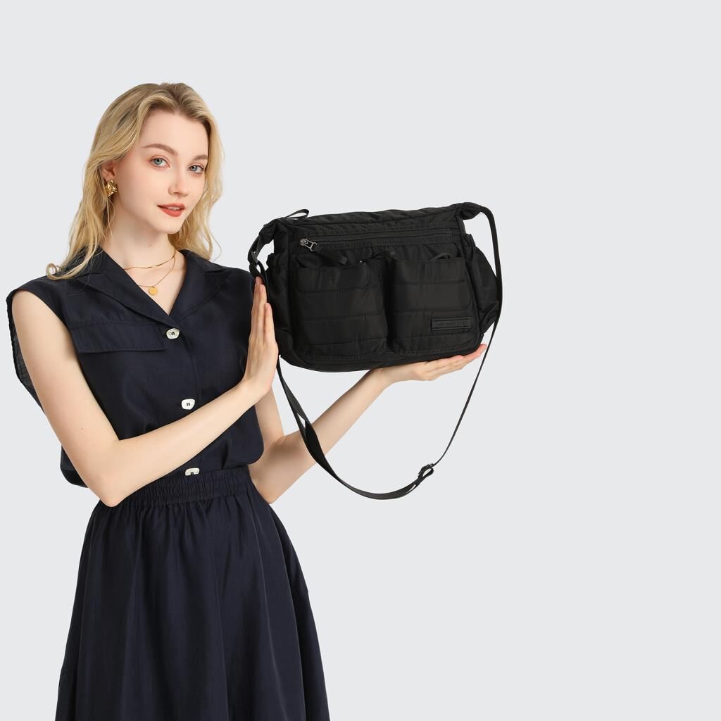 Smart Bags Yumuşak Kumaş Askılı Postacı Kadın Çantası 8725