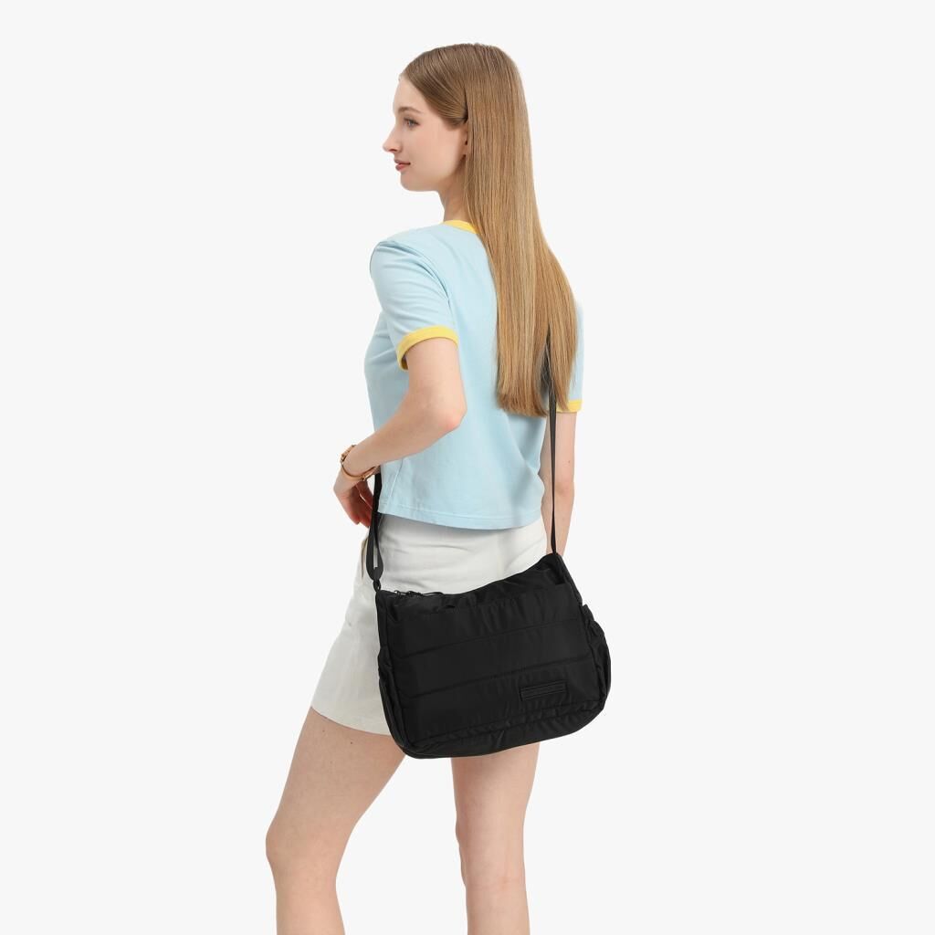 Smart Bags Yumuşak Kumaş Askılı Postacı Kadın Çantası 8730