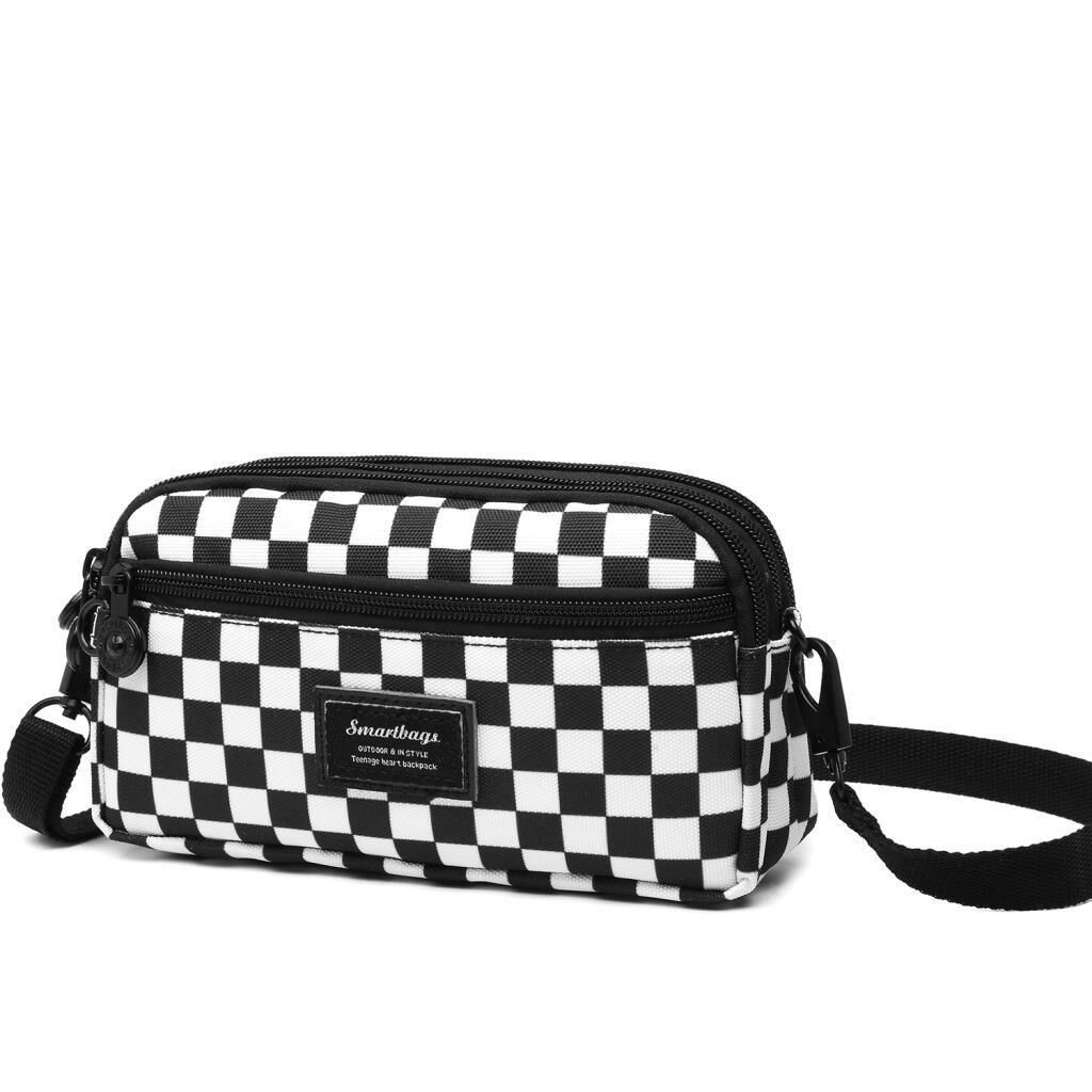 Smart Bags Mini Boy Postacı Çantası ve Cüzdanı Krinkıl Kumaş 1112 Beyaz Damalı