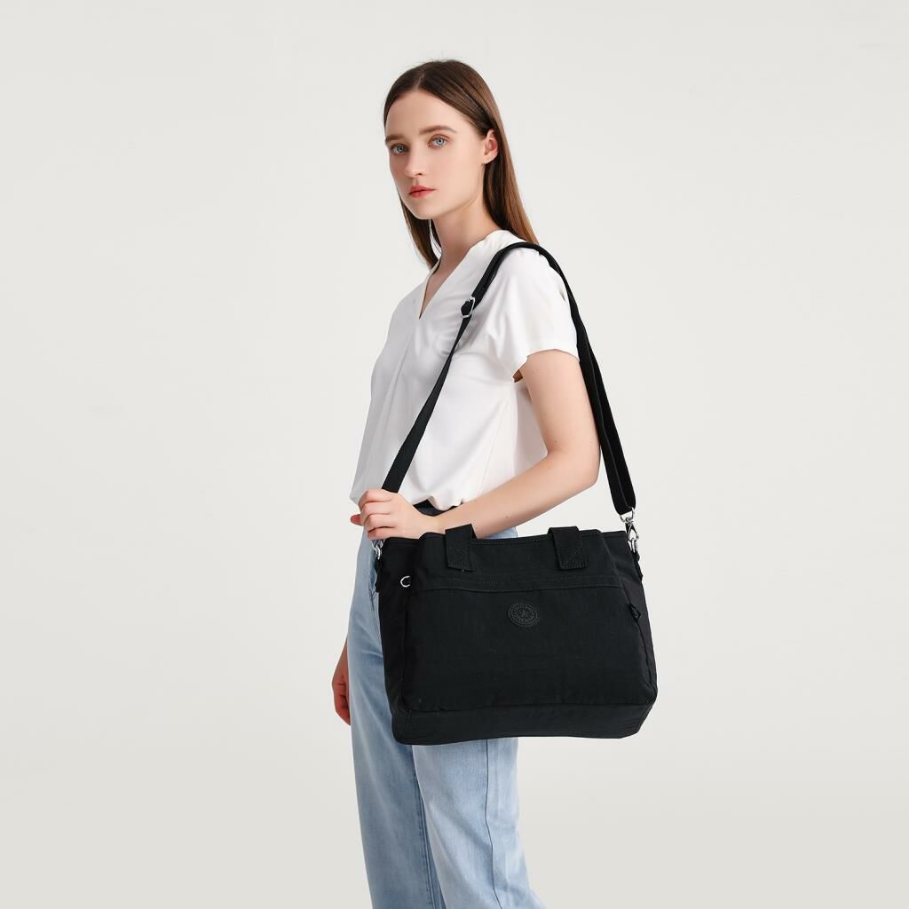 Smart Bags Omuz Askılı Kadın Çantası Krinkıl Kumaş 3110 Siyah