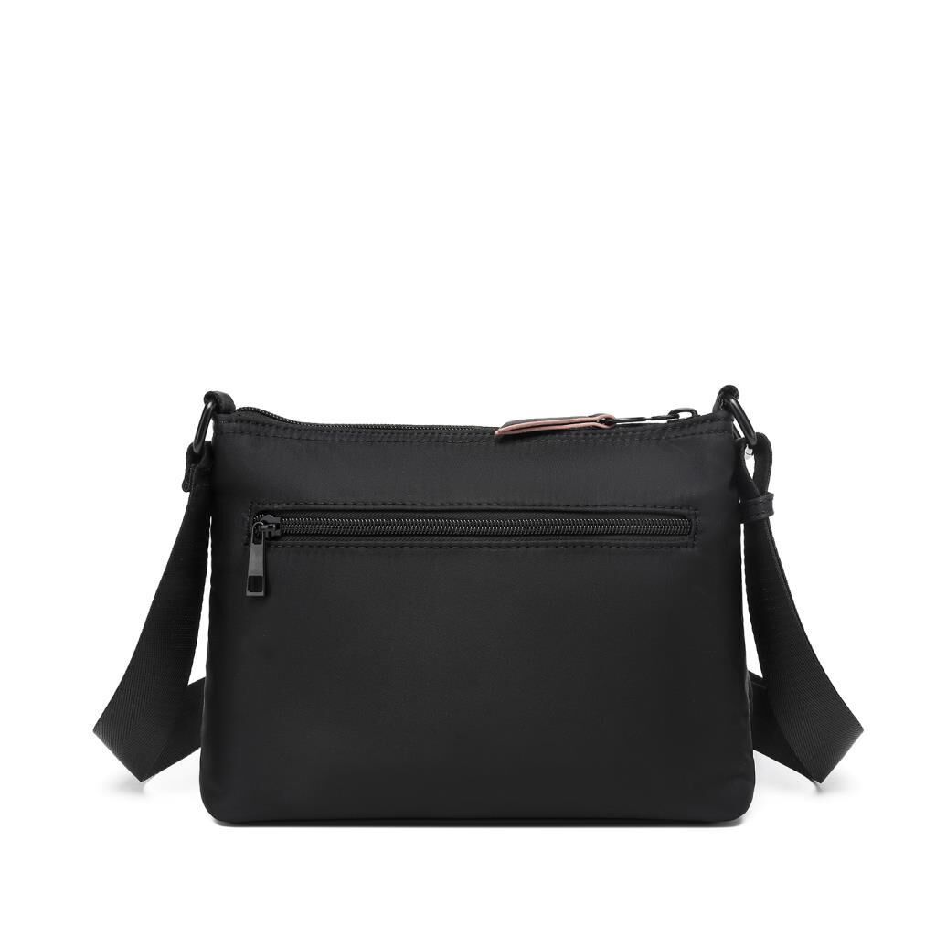 21K Barcelona Özel Kumaş Çapraz Askılı Kadın Postacı Çantası 3262 01 Siyah