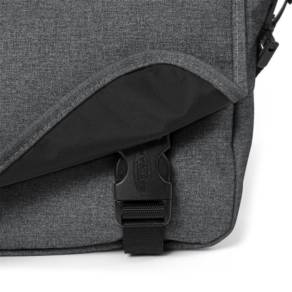 Eastpak JR Omuz Askılı Postacı Çantası Black Denim EK00007777H1