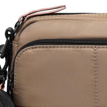 21K Barcelona Özel Kumaş Çapraz Askılı Kadın Postacı Çantası 3264 Taba