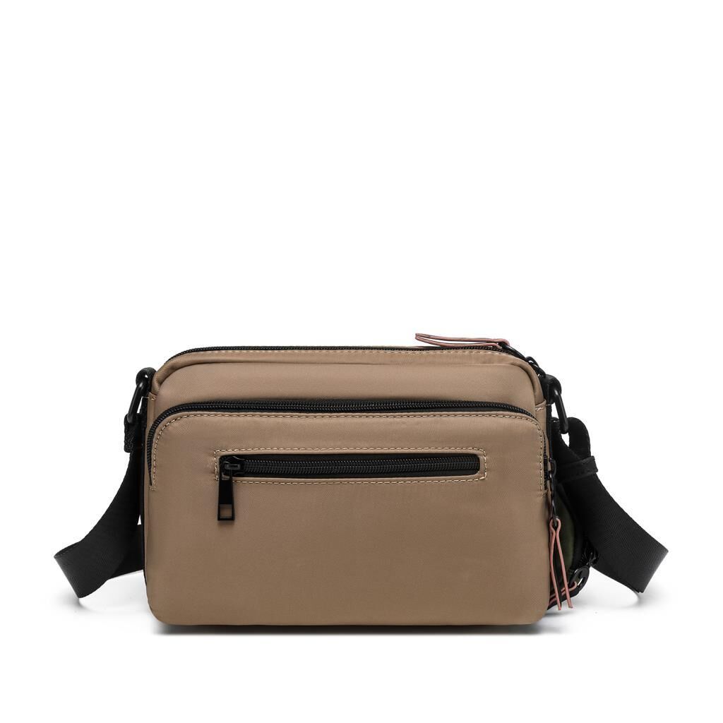 21K Barcelona Özel Kumaş Çapraz Askılı Kadın Postacı Çantası 3264 Taba