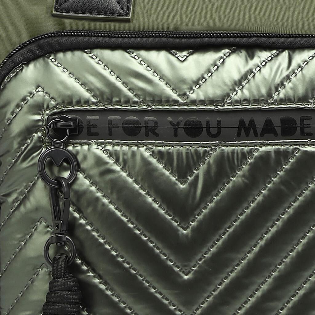 Smart Bags Parlak Kumaş Çapraz Askılı Kadın Omuz Çantası 3248 Yeşil