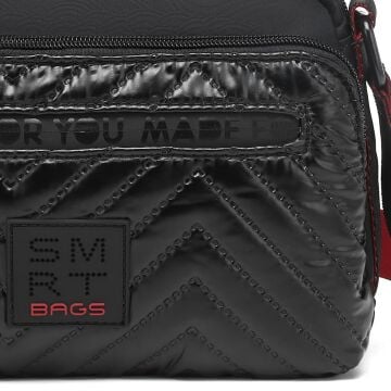 Smart Bags Parlak Kumaş Çapraz Askılı Kadın Postacı Çantası 3249 Siyah/Bordo