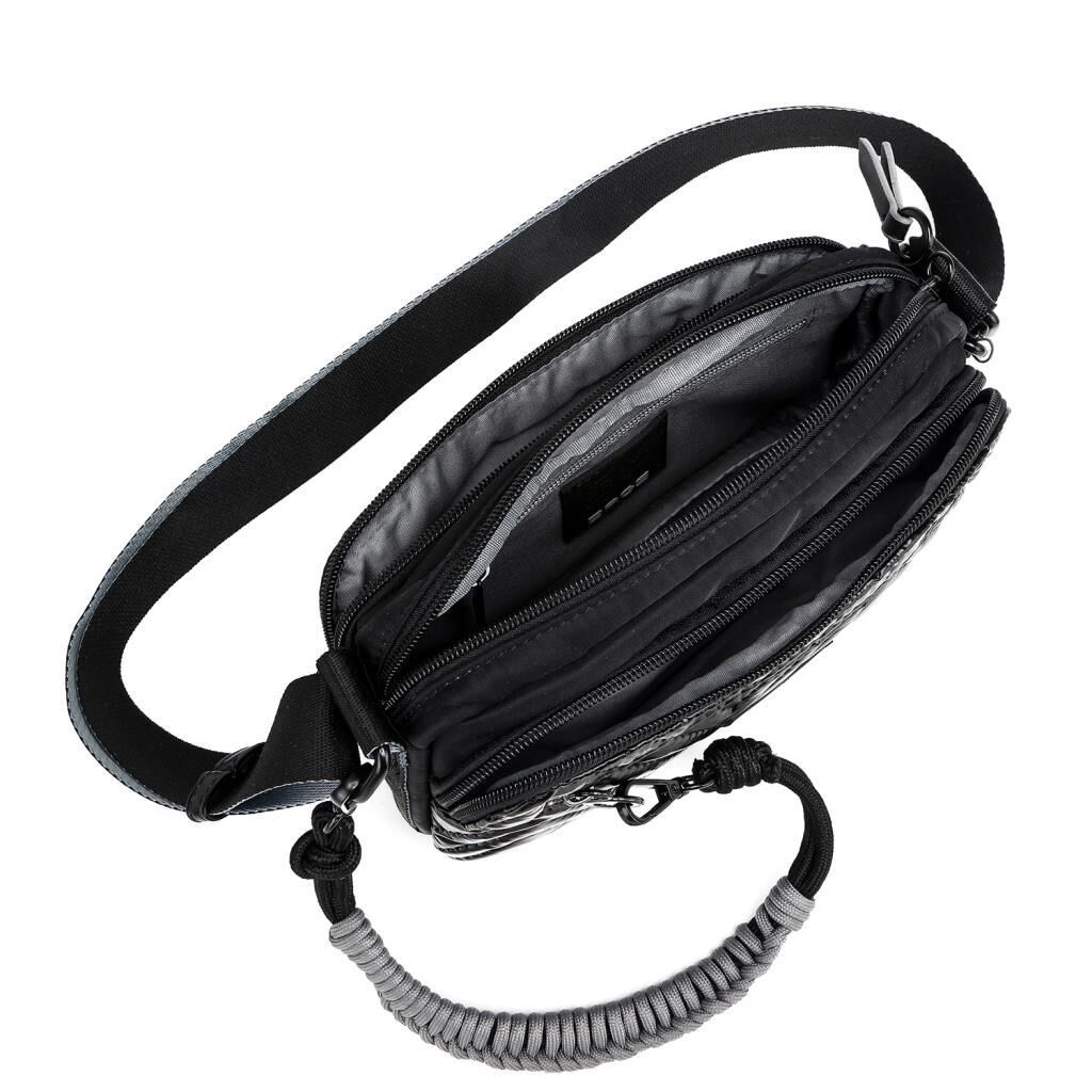 Smart Bags Parlak Kumaş Çapraz Askılı Kadın Postacı Çantası 3249 Siyah/Bordo