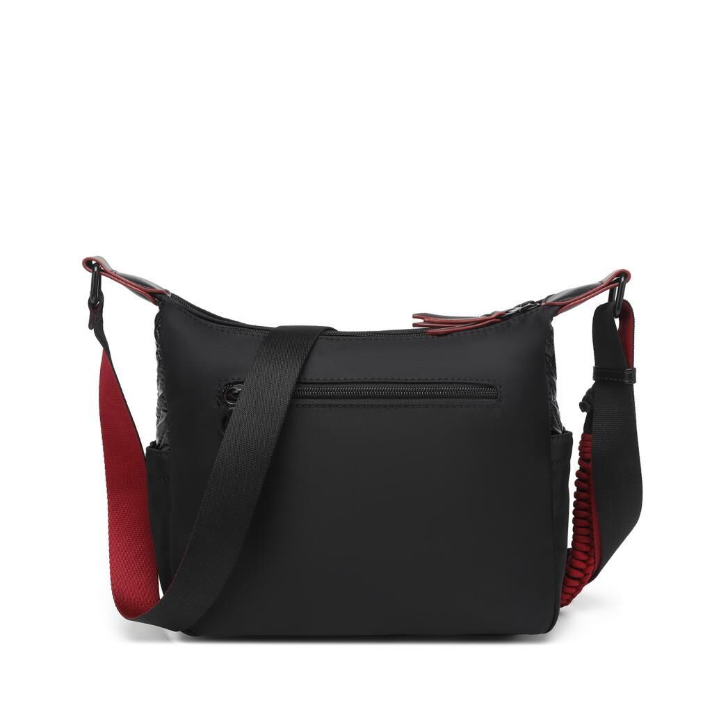 Smart Bags Parlak Kumaş Çapraz Askılı Kadın Postacı Çantası 3251 Siyah/Bordo