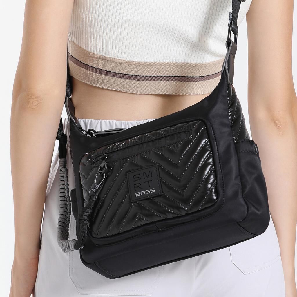 Smart Bags Parlak Kumaş Çapraz Askılı Kadın Postacı Çantası 3251 Siyah/Bordo