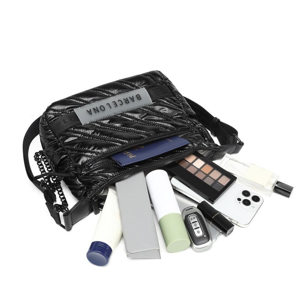 21K Barcelona Parlak Kumaş Askılı Kadın Postacı Çantası 3254