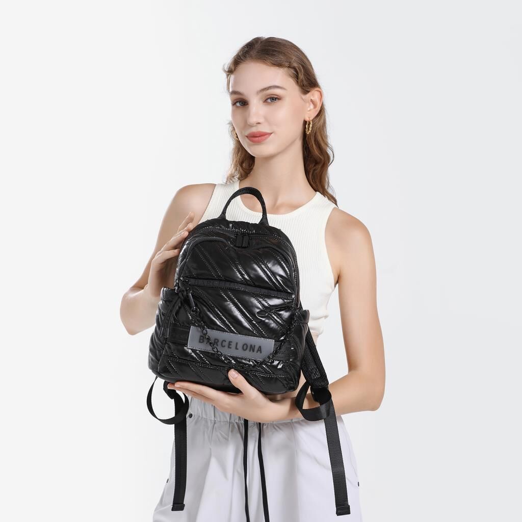 21K Barcelona Parlak Kumaş Askılı Kadın Sırt Çantası 3258 Siyah