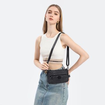 Minik Boy Krinkıl Kumaş Kadın Postacı Çantası Smart Bags 1191 Siyah