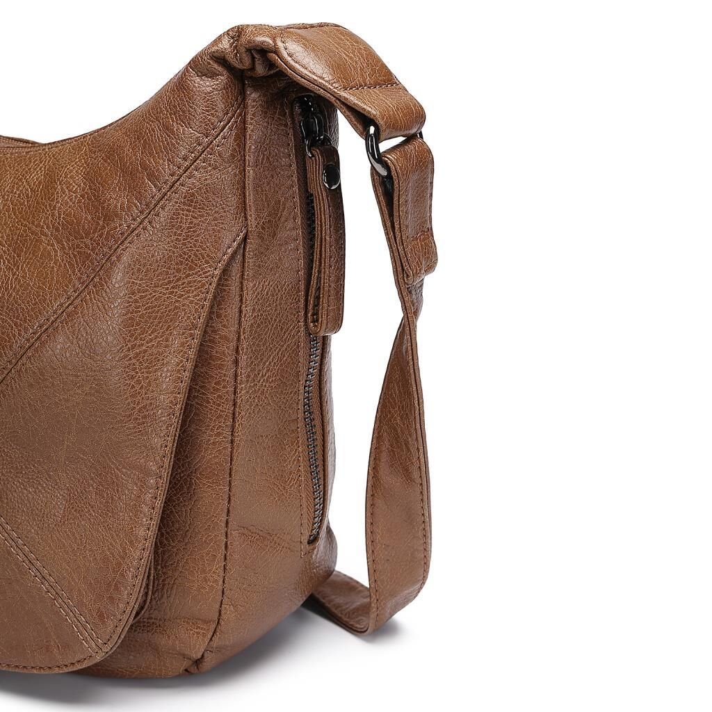 Yıkama Deri Askılı Postacı Kadın Çantası 21-K Barcelona 1896 K.Yeşil