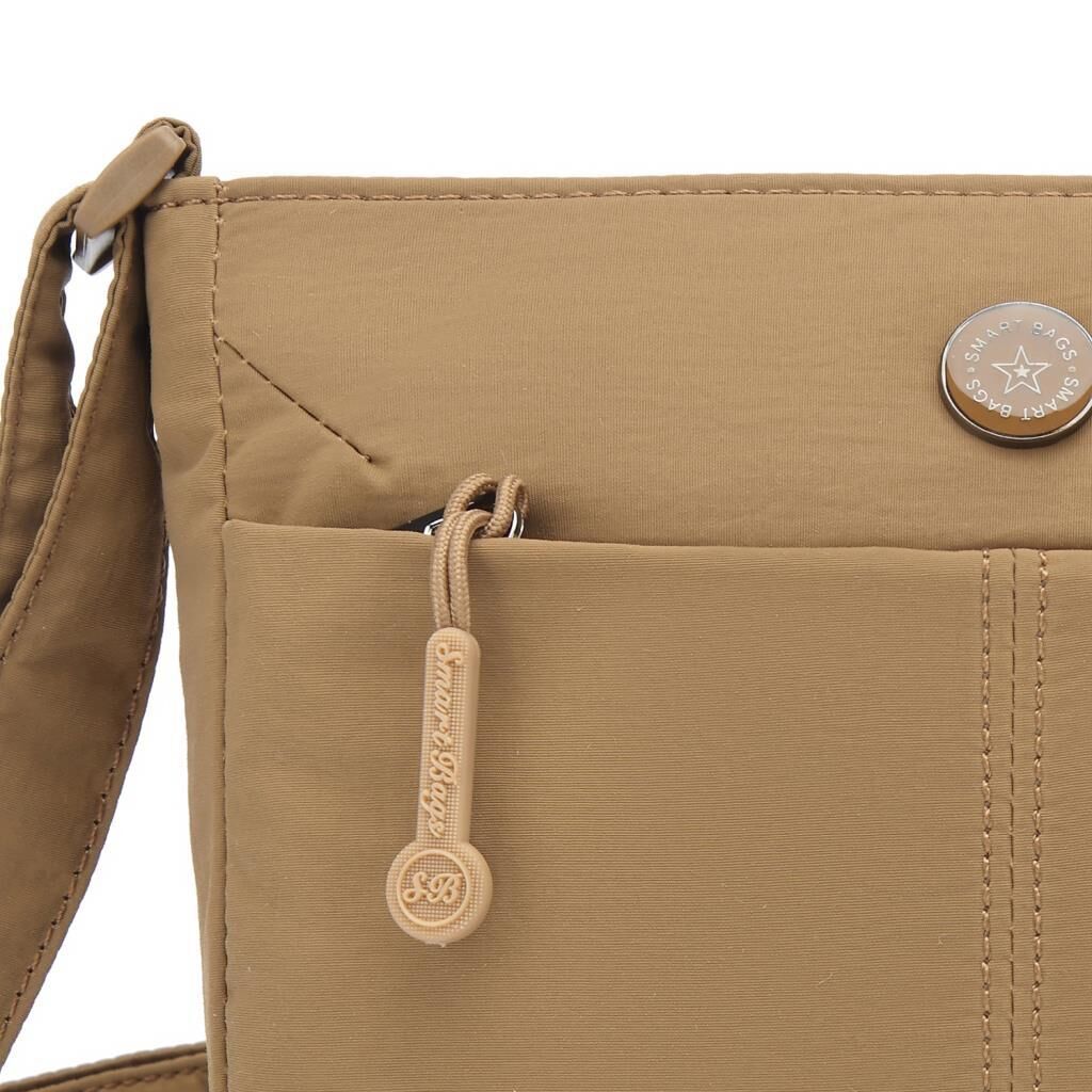 Smart Bags Mikro Poly Kumaş Postacı Kadın Çantası 3340 A.Kahve